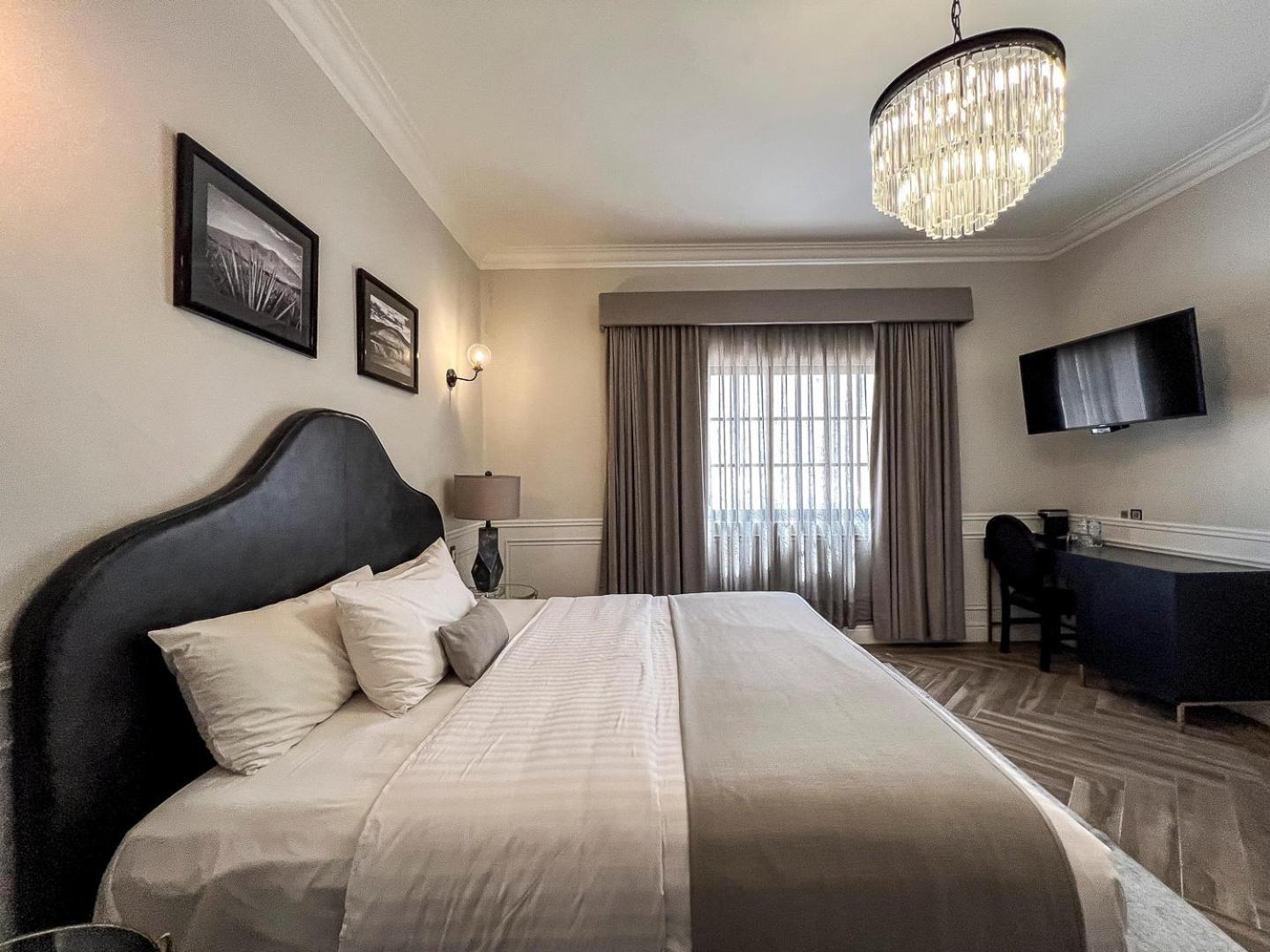 Hotel Mansion E Borbon Леон Екстер'єр фото