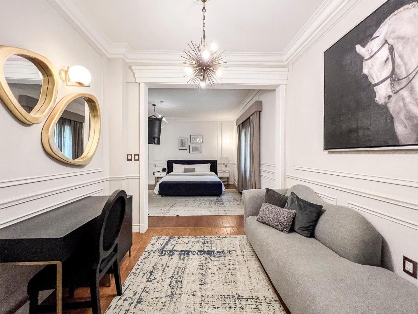 Hotel Mansion E Borbon Леон Екстер'єр фото