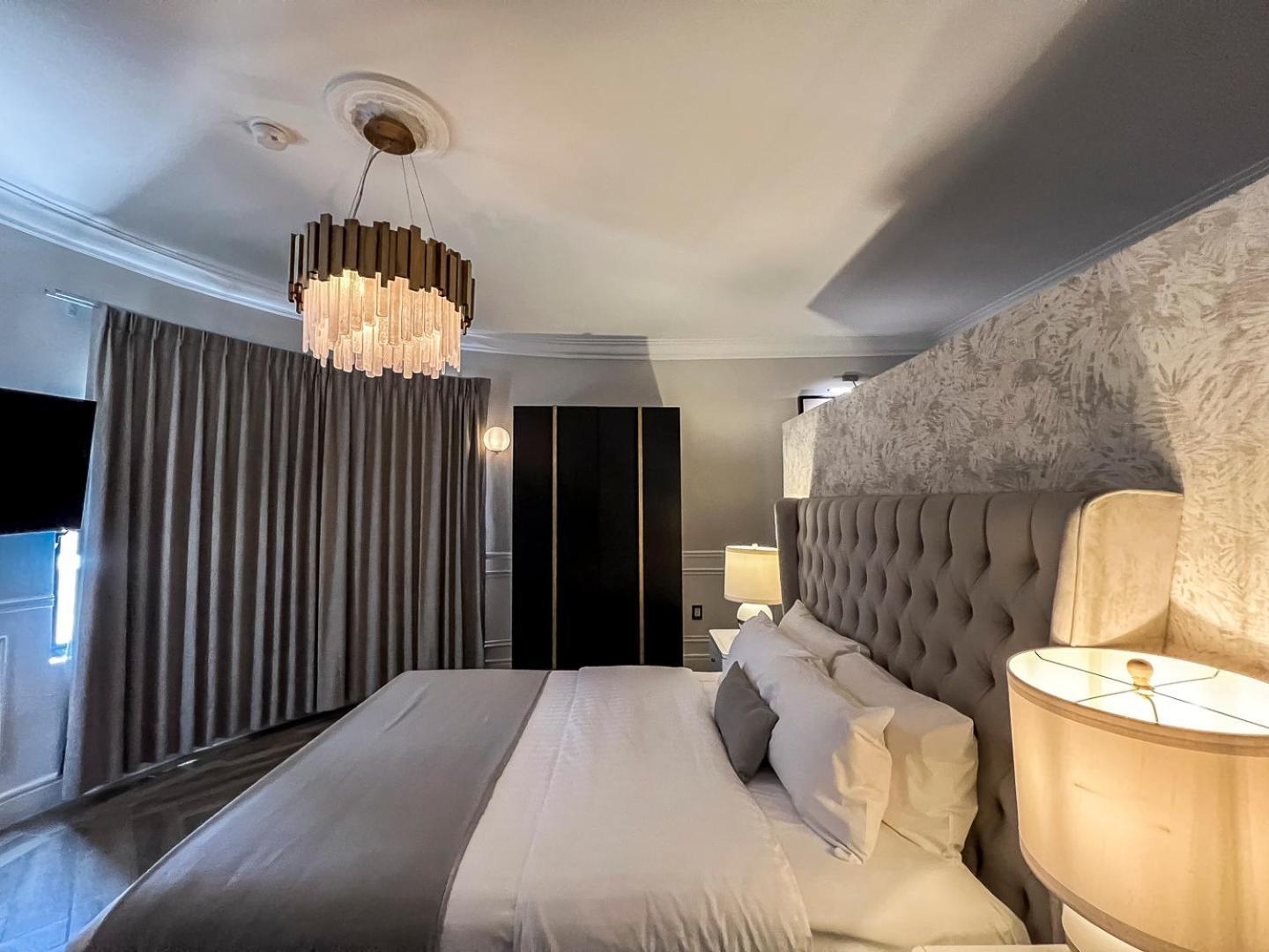 Hotel Mansion E Borbon Леон Екстер'єр фото