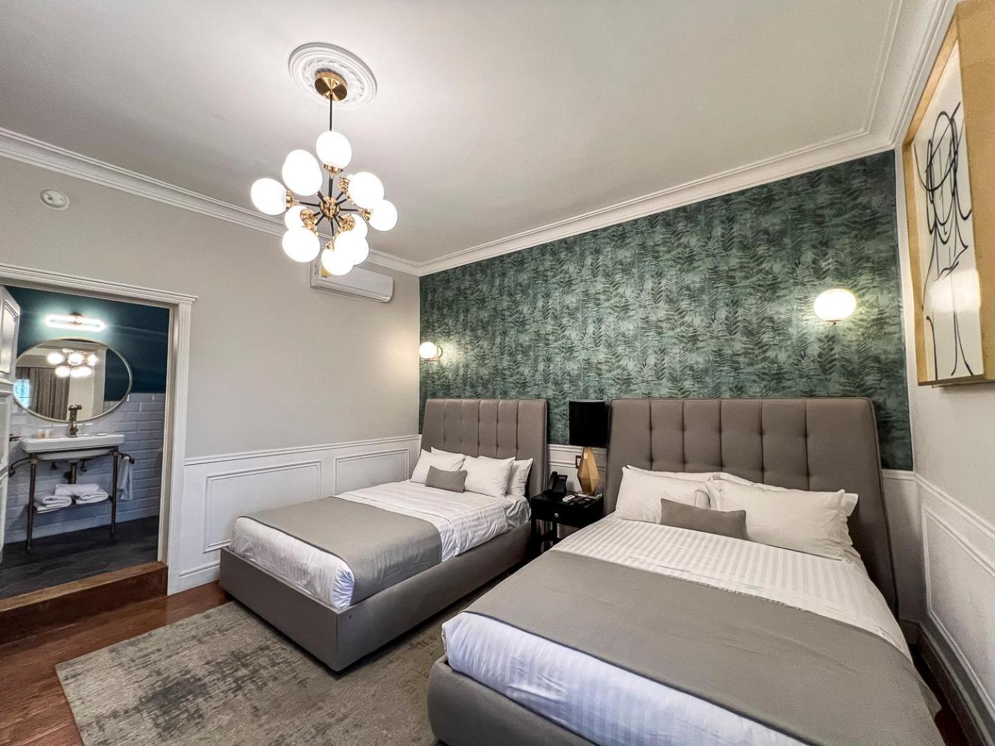 Hotel Mansion E Borbon Леон Екстер'єр фото